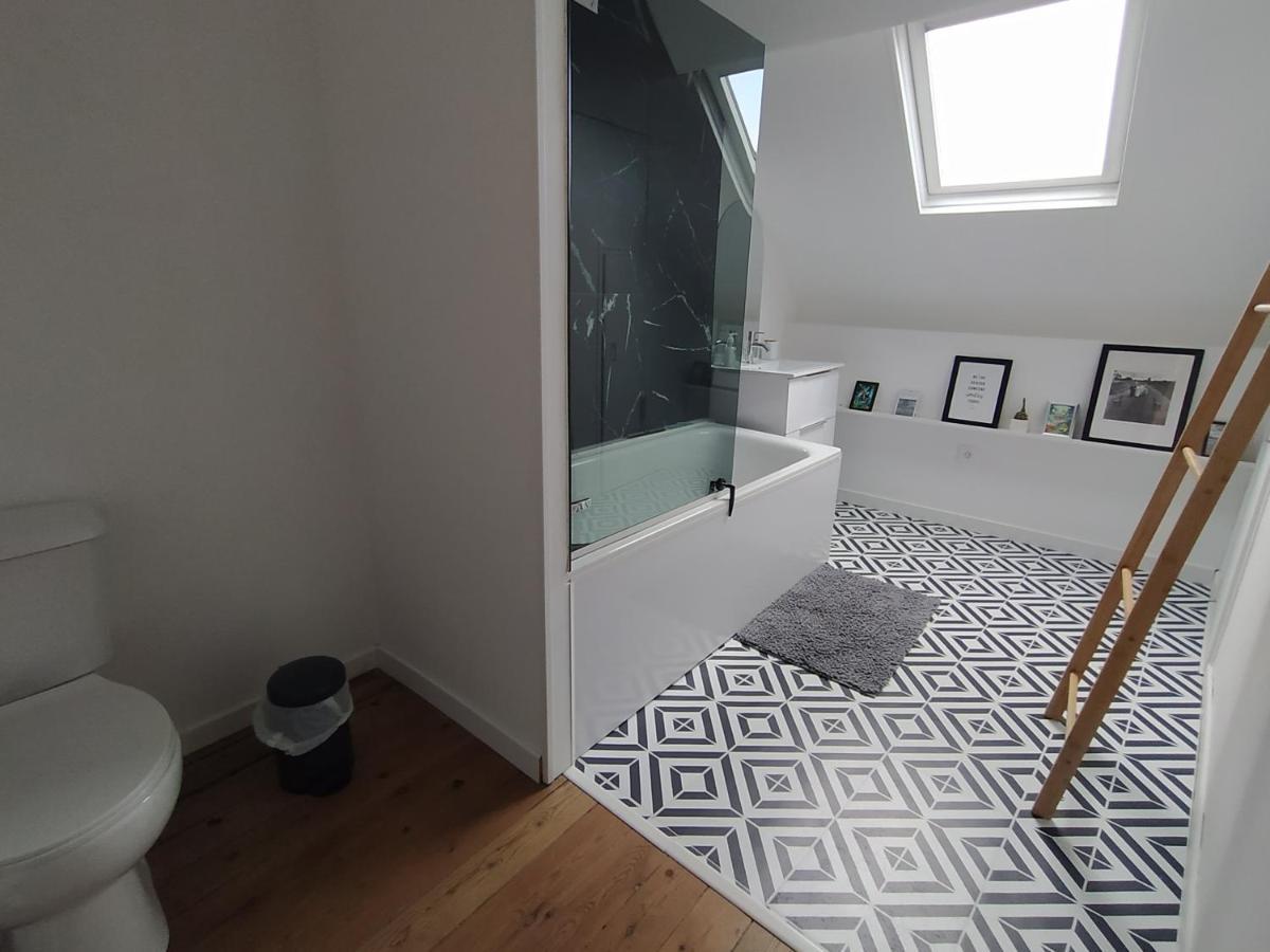 Le Nid Normand Avec Terrasse - Stationnement Facile Et Gratuit - 5 Min Seine Apartment Deville-les-Rouen Exterior photo